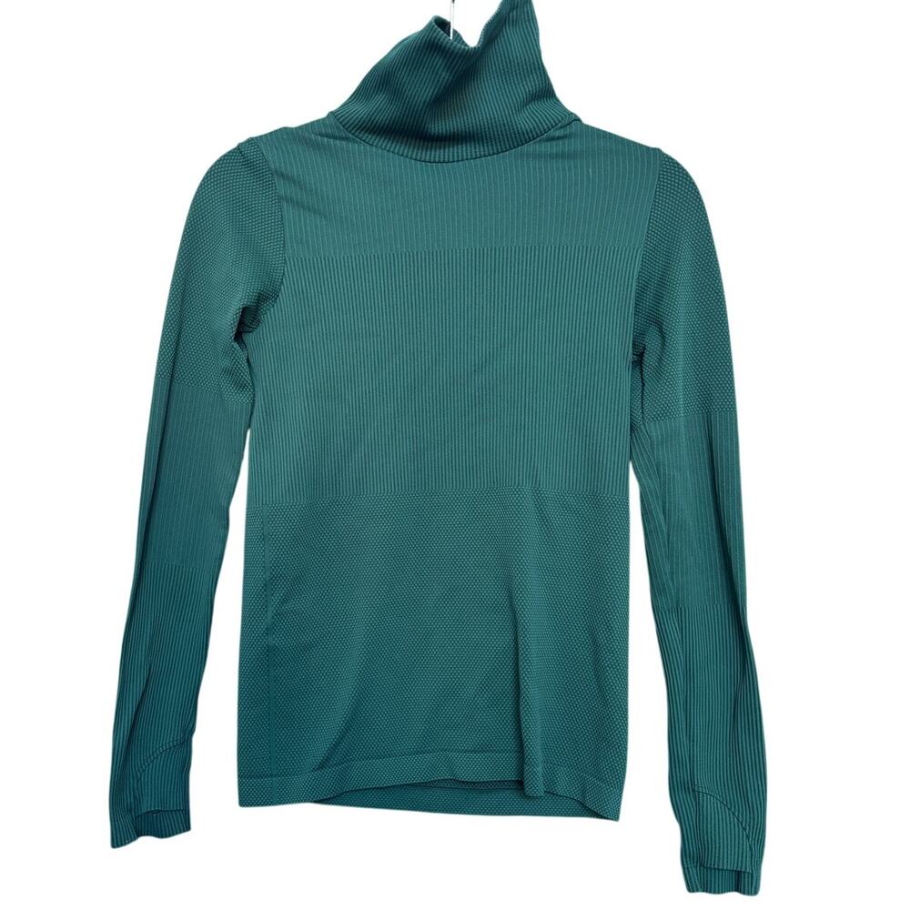 Athleta Long Sleeve Turtle Neck Top Athletic Activewear Yoga